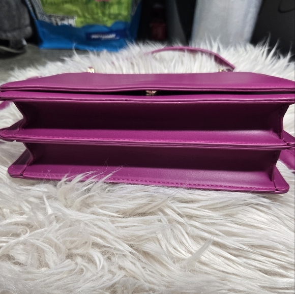Urban Expressions Magenta Purse Crossbody/handbag Like New - Picture 7 of 16